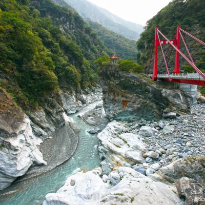 Tzumu Bridge